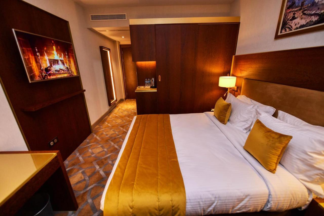 Le Palme Hotel Oran Exterior photo